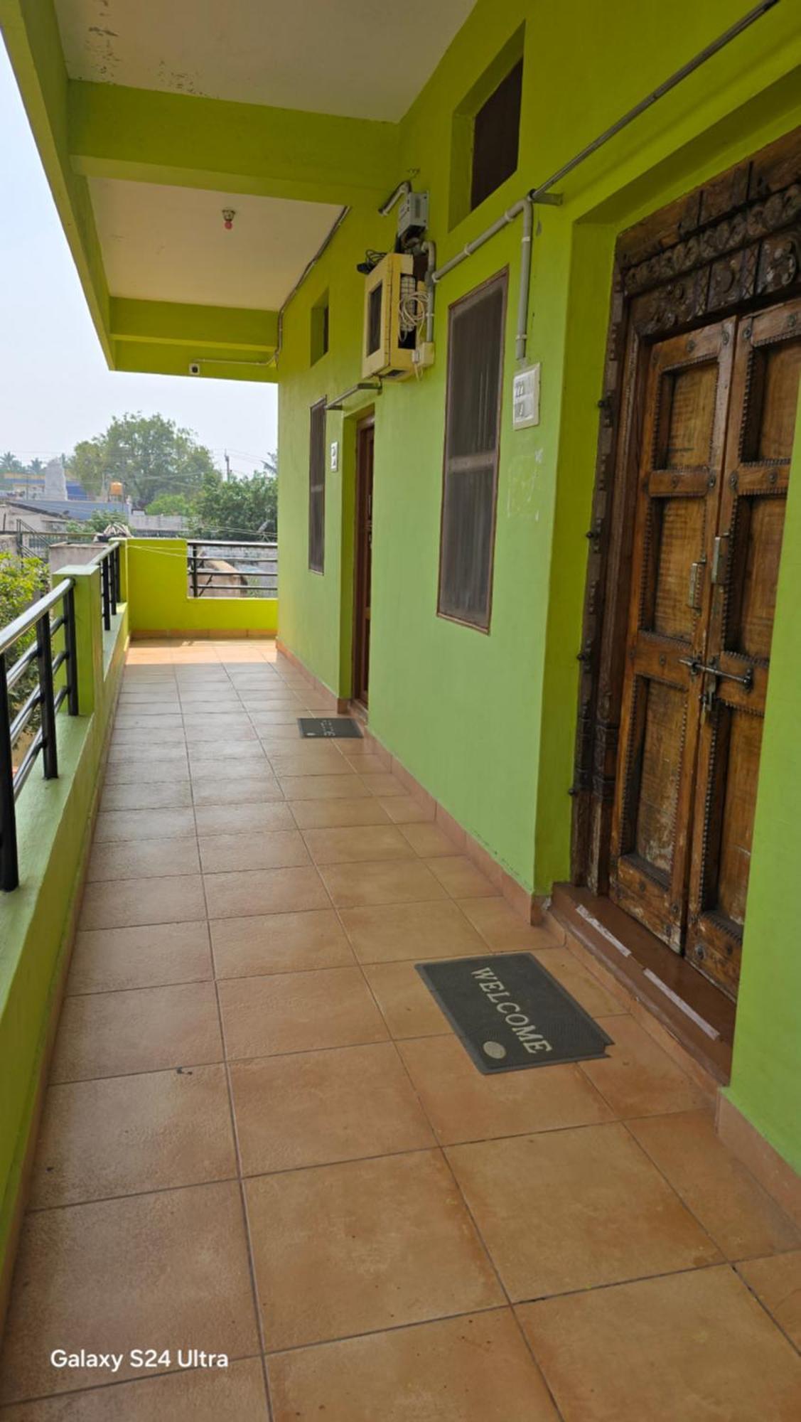 Abhi Homestay ฮัมปี ภายนอก รูปภาพ